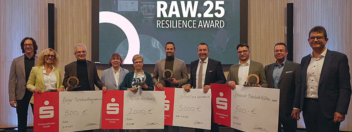 Resilience Award Ostwürttemberg 2025 Powder Academy Bader Rieger Metallveredelung