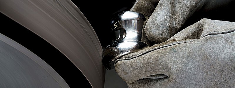 High-performance grinding solutions Medical technology
