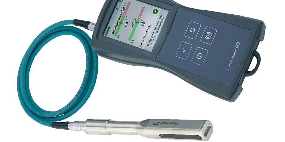 Liquid analysis Surface treatment Endress+Hauser