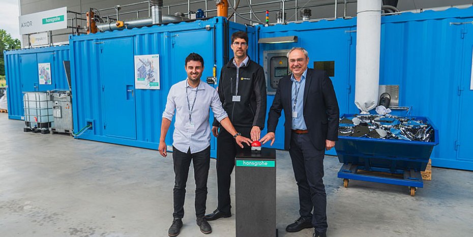 Recycling process for galvanized plastics