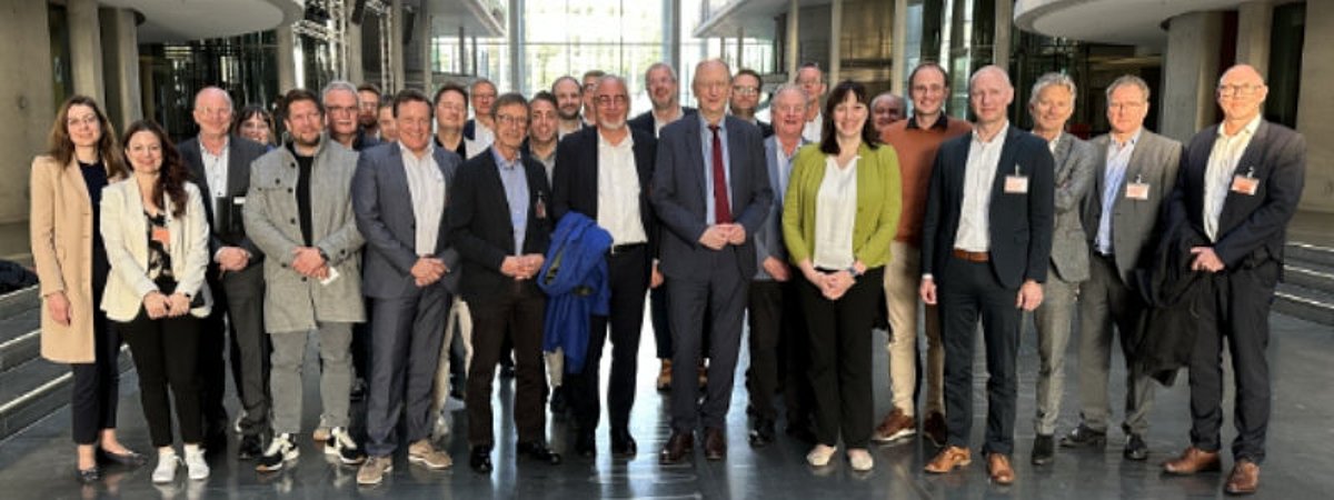 ZVO Dialog Bundestag Surface technology