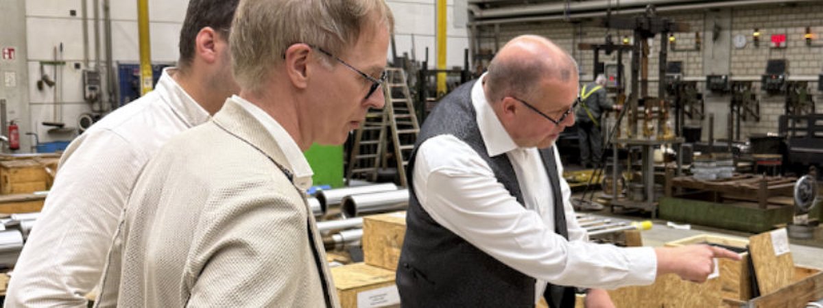Anke Surface Technology: Visit by Member of the Bundestag Fiedeler to ZVO
