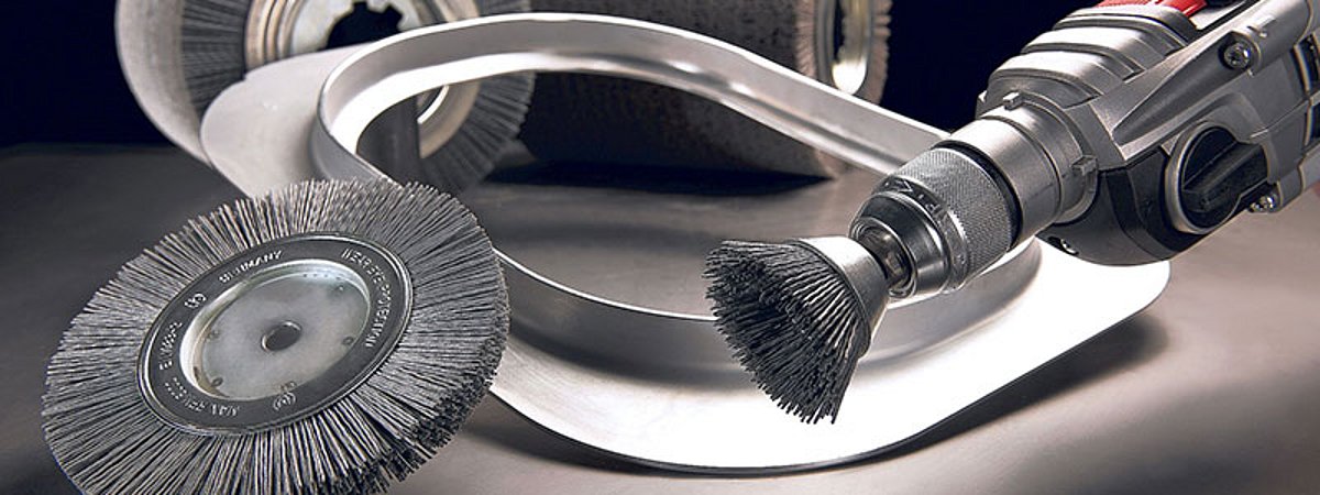 Kullen-Koti Blechexpo 2025 Deburring Surface treatment