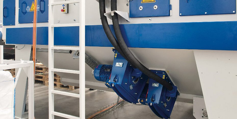 Conveyor-Type Blasting System; Automation of Blasting Processes