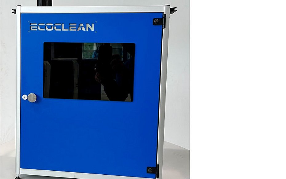 Automated monitoring of cleaning quality in parts cleaning