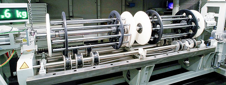 Fully automated mass finishing system Plasticizing screws 