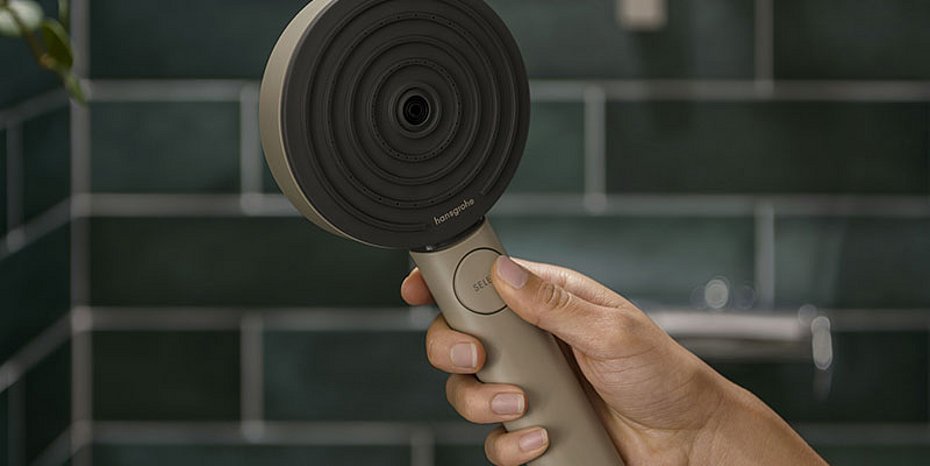 Recycling process for galvanized plastics