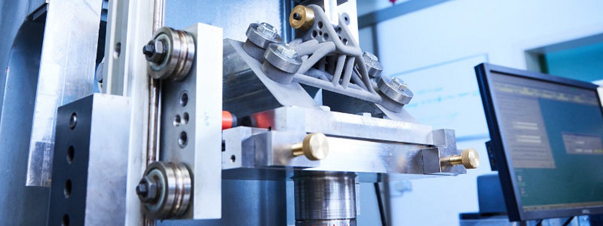 Additiv gefertigte Metallbauteile Ermüdungsfestigkeit Fraunhofer IWM