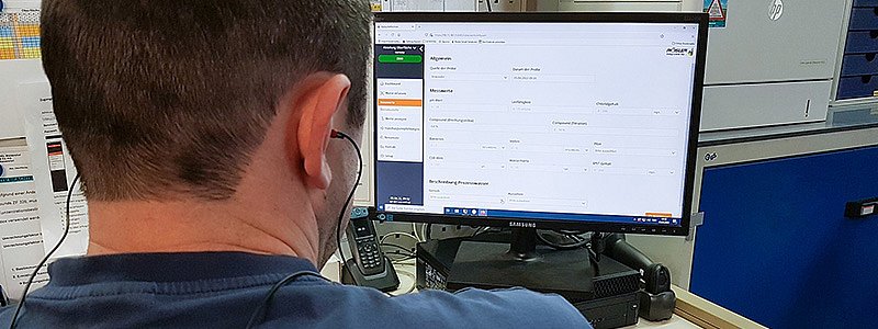 Digital process water management vibratory finishing