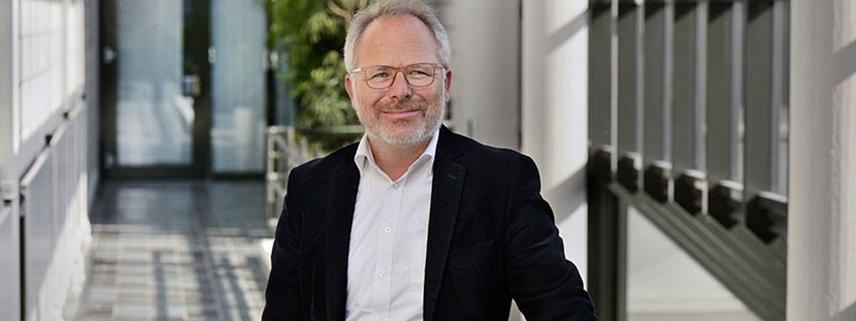 Fraunhofer Institute for Laser Technology ILT Head Dr. Jochen Stollenwerk