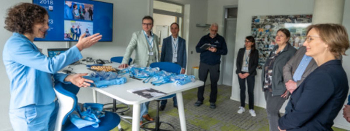 Max Schlötter Electroplating Visit State Secretary