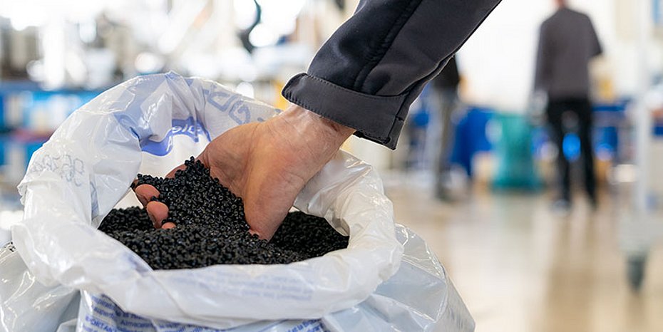 PFAS ban Interview SKZ Kunststoff